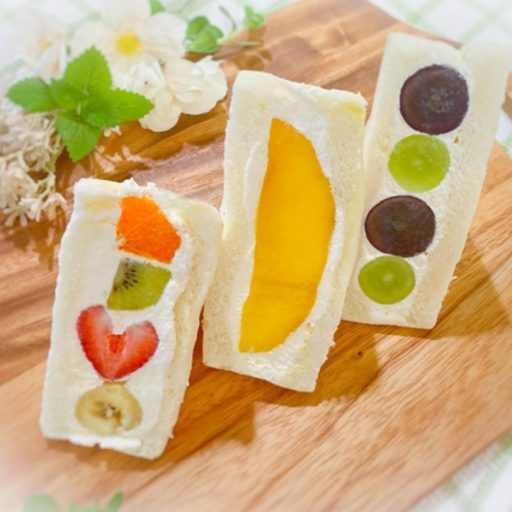 フルーツサンド