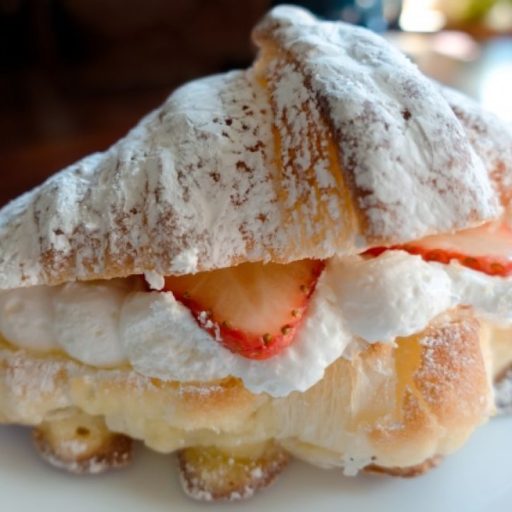 クリームクロワッサン